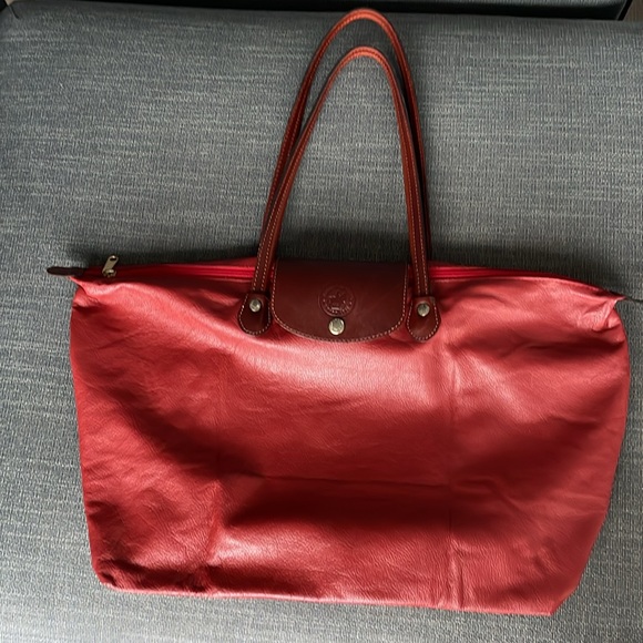 Rossi and Caruso Red Leather Shoulder Bag Trieste. Foldable. - Picture 6 of 9
